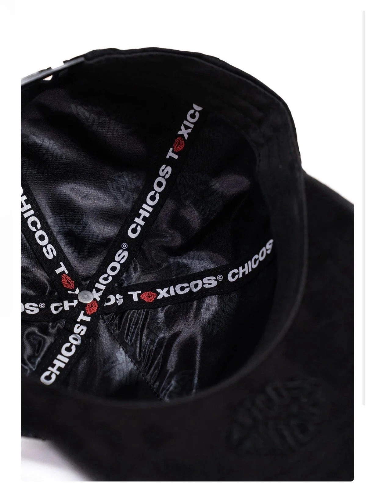 Chicos Toxico's - Toxicas Need Love Too